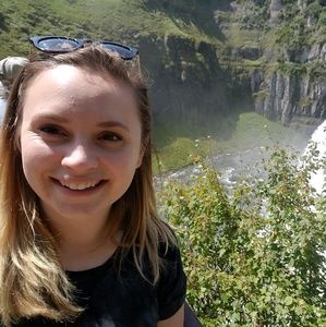 Meet your Posher, Alysa